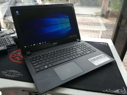 Acer Aspire E15 | Celeron 2957U, 8GB Ram, 512GB SSD, 15.6' LCD, DVD, Webcam